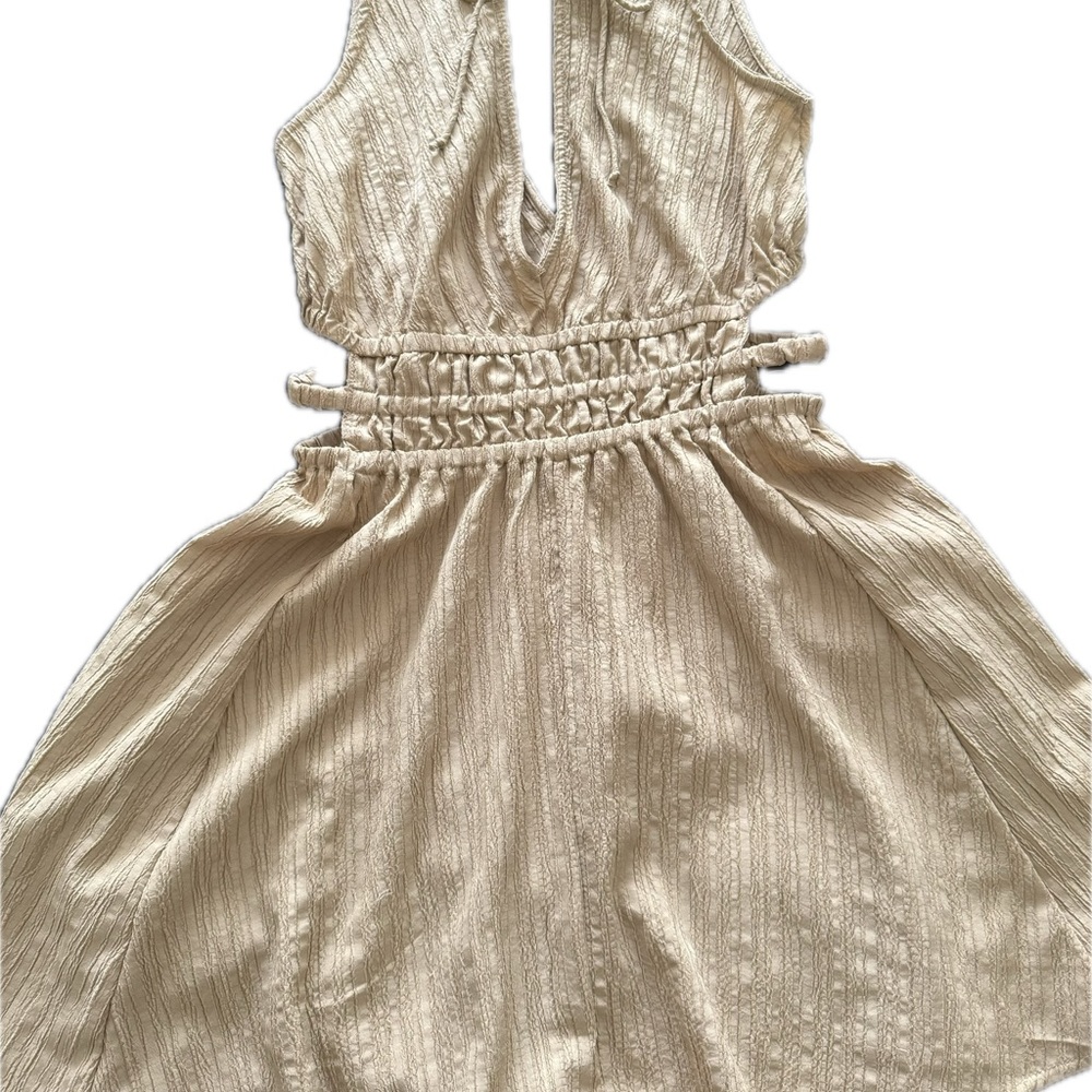 Elegant Cream Sleeveless Dress